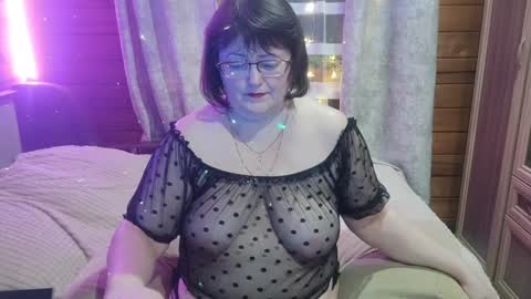 janet_fyre online show from December 25, 2024, 8:20 pm