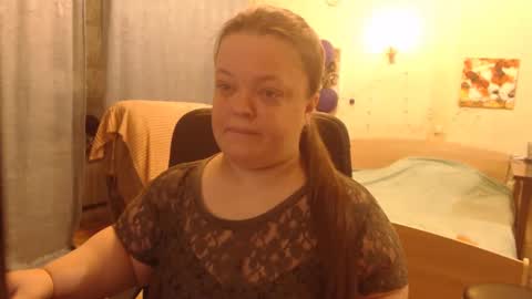 janiffer_m online show from January 6, 2025, 7:22 pm