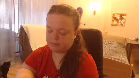 janiffer_m online show from December 24, 2024, 8:38 am