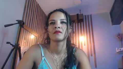 jazmin_gomezz online show from December 21, 2024, 10:39 am