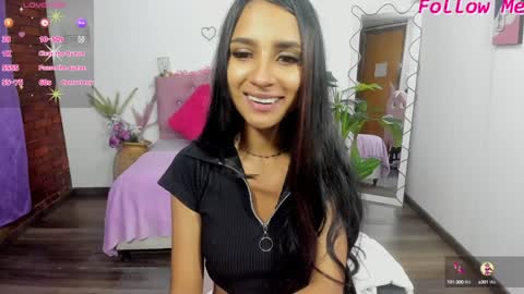 Jazmin  online show from December 1, 2024, 11:53 am