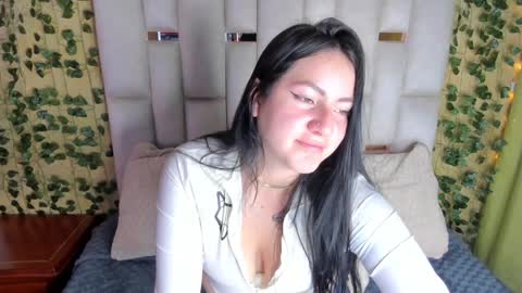 jenifer__power online show from December 28, 2024, 2:20 pm