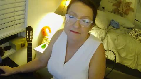 jenna197069 online show from December 18, 2024, 12:28 am