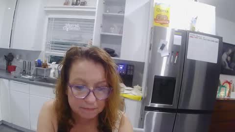 jenna197069 online show from December 25, 2024, 1:37 am