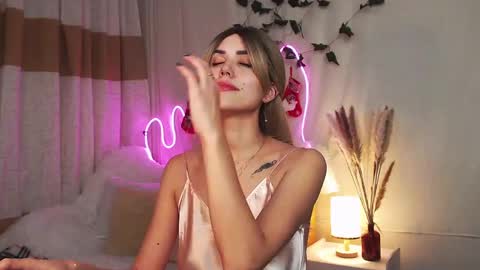 jesica_moon_ online show from December 24, 2024, 5:04 am