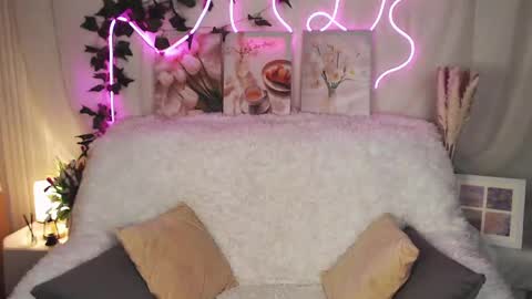 jesica_moon_ online show from December 18, 2024, 4:59 am