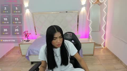 jess_tay online show from December 12, 2024, 8:28 pm