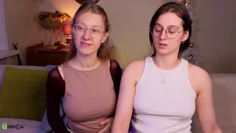 Hey Guys We are Julia ginger  Tina brunette online show from December 7, 2024, 4:48 pm