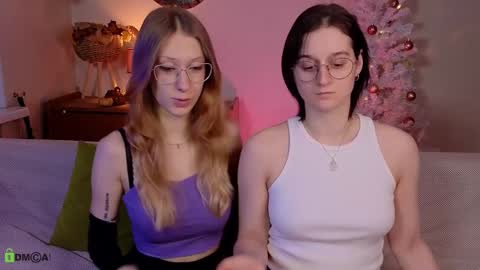 Hey Guys We are Julia ginger  Tina brunette online show from December 8, 2024, 11:57 am