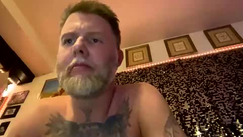 Ginger Tall Tattooed Broke online show from February 8, 2025, 9:37 am