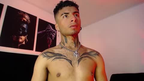 juancamilo66_ online show from January 4, 2025, 7:44 pm