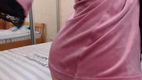 juicy_jesss online show from November 13, 2024, 8:36 pm