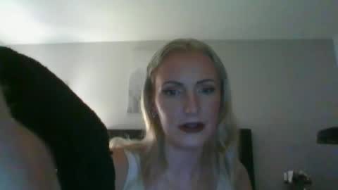 juicyjade2333 online show from November 11, 2024, 10:51 pm