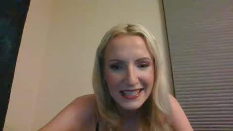 juicyjade2333 online show from January 6, 2025, 1:41 am