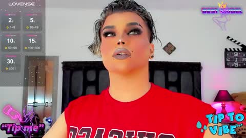 Jujubee online show from January 6, 2025, 4:39 pm