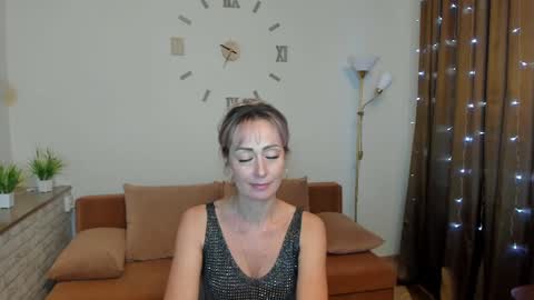 julia__cherry_ online show from December 24, 2024, 12:25 pm