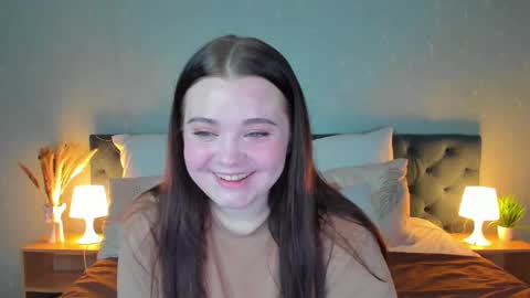 julia_rayn online show from December 12, 2024, 8:06 am