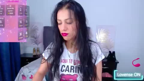 julietacollins06 online show from November 25, 2024, 1:38 pm