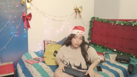 julietha_rose online show from November 17, 2024, 6:01 am