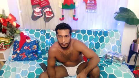 julietha_rose online show from November 19, 2024, 5:03 am