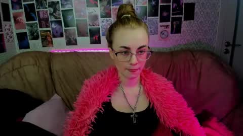 Juliya Pvt open online show from February 19, 2025, 4:30 am