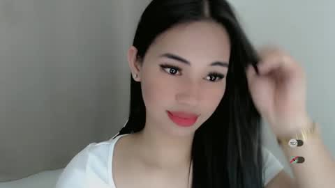 Julia online show from January 2, 2025, 2:49 pm