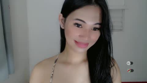 Julia online show from December 31, 2024, 8:34 pm