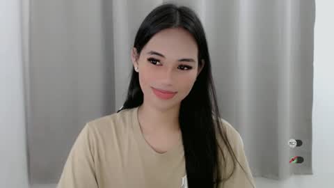 Julia online show from December 27, 2024, 3:20 am