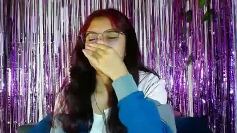 karely_1 online show from December 7, 2024, 12:18 pm