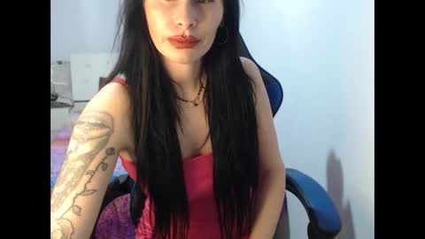 Karla online show from December 1, 2024, 8:43 pm