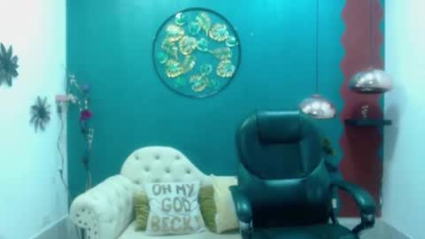 karola_brunete online show from December 6, 2024, 6:06 pm