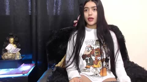 karolvelvet online show from January 13, 2025, 1:03 pm