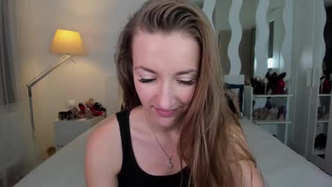 kate_redgar online show from November 27, 2024, 3:01 pm