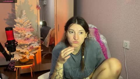 katrin_kristal online show from December 25, 2024, 5:16 pm