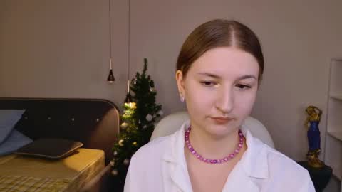 katty_bacchus_ online show from January 13, 2025, 1:46 pm