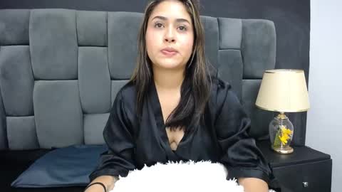 kelsie_clinton online show from January 31, 2025, 8:04 pm