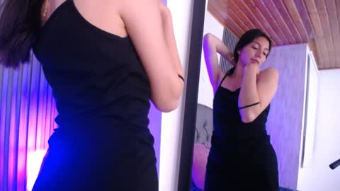 kendall_saenz online show from November 21, 2024, 7:43 pm