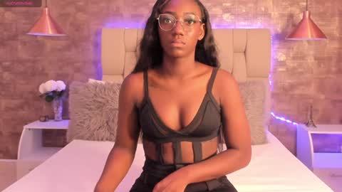 kentha_mitchells online show from November 23, 2024, 11:15 am