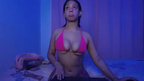 ketty_pink04 online show from January 2, 2025, 9:28 pm