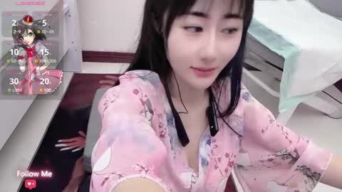 kiki_loveu online show from December 24, 2024, 7:22 am