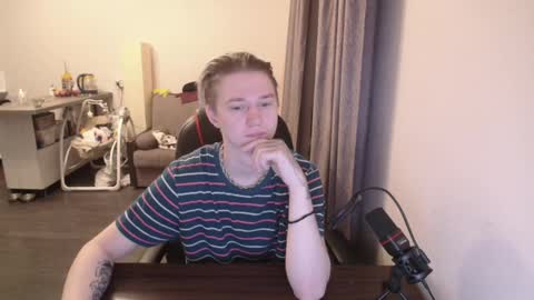 king_moris online show from December 4, 2024, 12:40 am