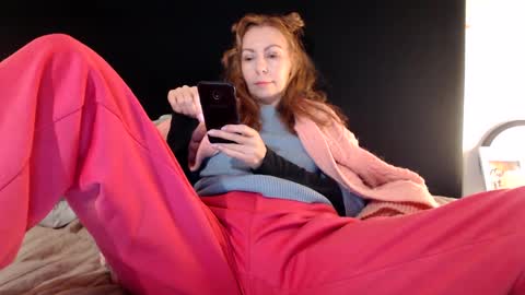 sexysexyhotwetpinkredpussy online show from January 1, 2025, 5:42 pm