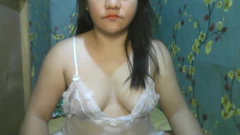 kiss_me_loves online show from November 22, 2024, 8:41 am