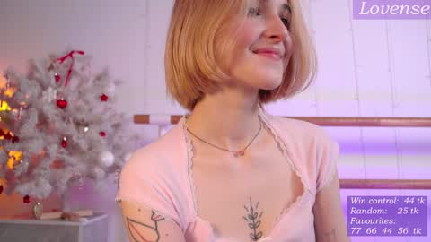 kisskiss_muah online show from January 23, 2025, 2:23 pm