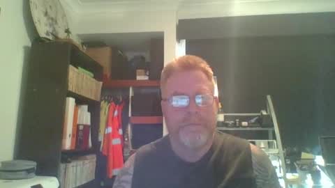 kiwi_boss61 online show from November 14, 2024, 1:51 am