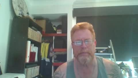 kiwi_boss61 online show from December 2, 2024, 7:39 am