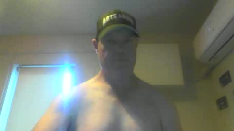 kiwiguy19773 online show from December 27, 2024, 6:14 am