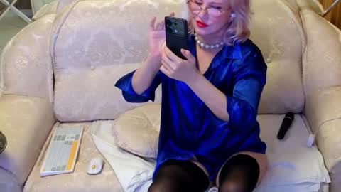 ALYONA online show from November 23, 2024, 2:04 am