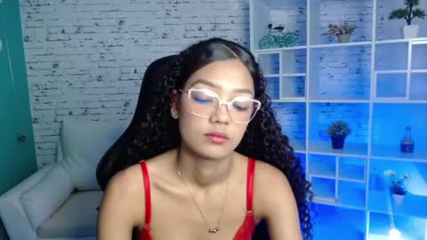 korina_brunete online show from December 24, 2024, 11:42 am