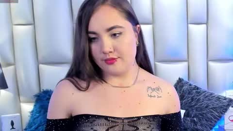 kristalgrey_ online show from December 30, 2024, 1:16 pm